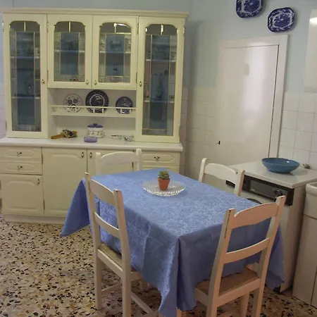 Sleeps 2 Wifi Vakantiehuis *